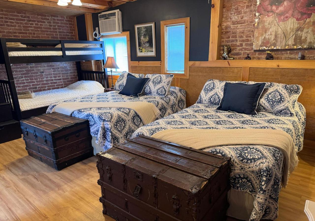 See Ny Now Sleeps 21 Union City Exterior photo